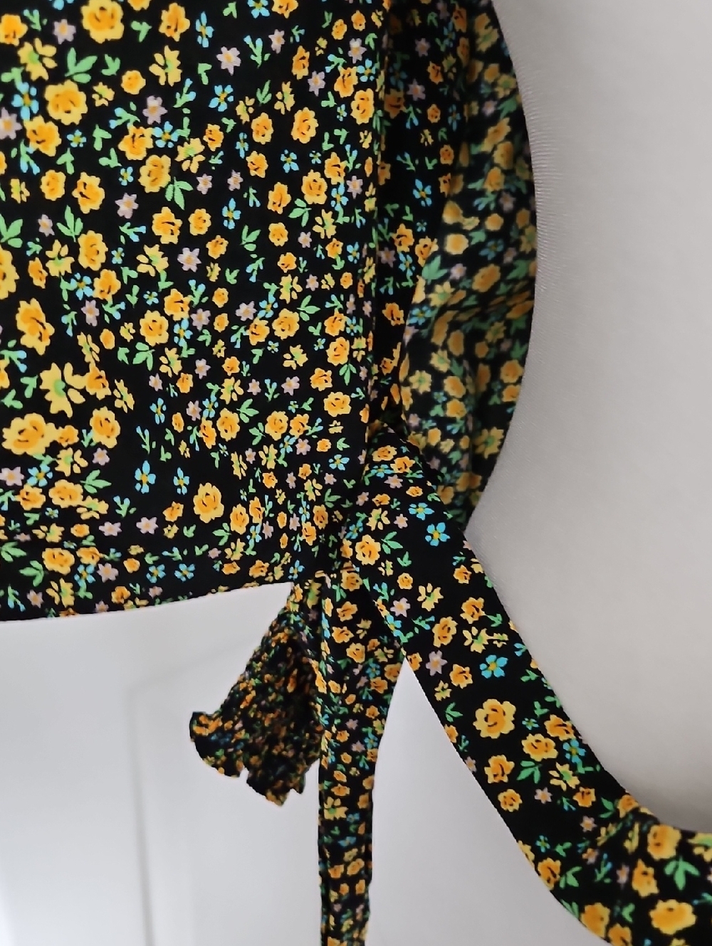 Anthropologie Faithfull The Brand Nari Wrap Top Floral Tie Waist Blouse Sz 2/XS - Picture 8 of 11